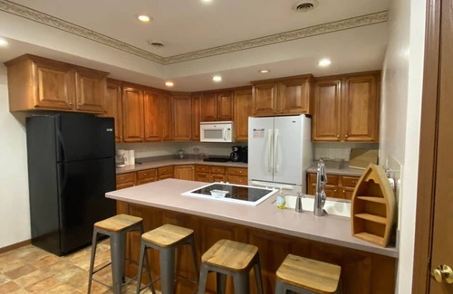 Warsaw House | The Lodge - Large Rental