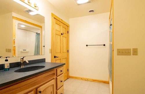 Minocqua House | The Lodge on Big Crawling Stone lake