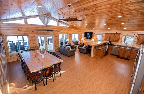 Cassopolis House | The Lodges at Stone Lake - Lakeside Resort