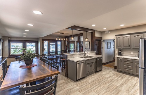 Cassopolis House | The Lodges at Stone Lake - Lakeside Resort