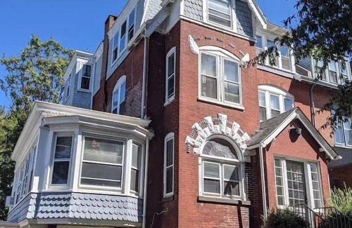 Wilmington Apartment | The Loft at Gilpin Place*King Bed*Trolley Square! by RedAwning