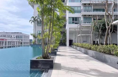 Downtown Kota Kinabalu Apartment | The Loft B Condominium Imago Shopping Mall 依玛歌时代广场