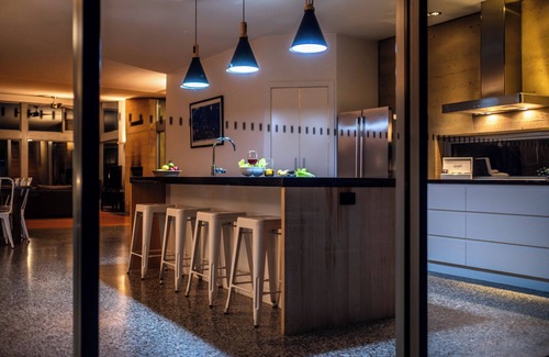 Coles Bay House | The Loft - Freycinet Holiday houses