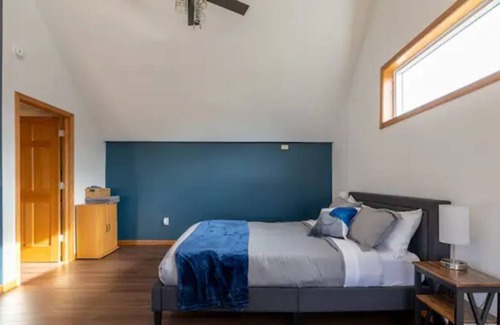Buffalo City House | The Loft near the River!