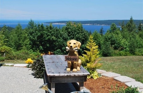 Sequim Apartment | "THE LOFT" romance, luxury, stunning water and mountain views!