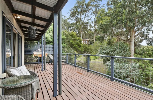 Kennett River House | The Loft - So Much to Do, or Do Nothing At All