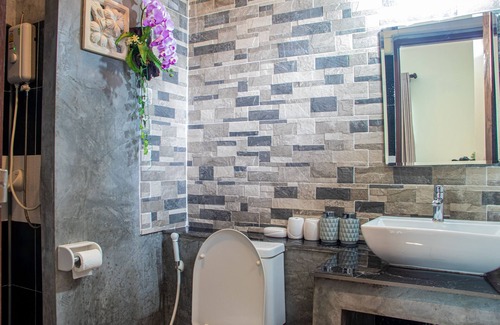 San Sai Hotel | The Lofthouse Sansai