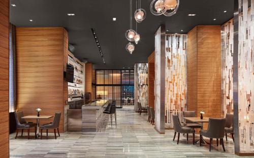 Downtown Minneapolis Hotel | The Lofton Hotel Minneapolis, Tapestry Collection by Hilton