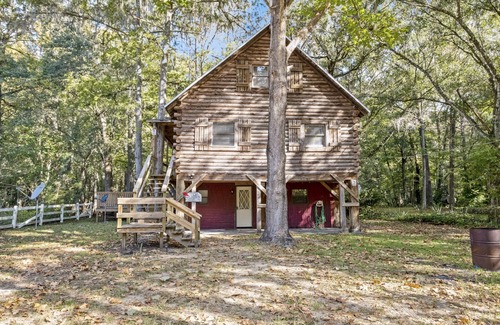 Nobleton House | The Log Cabin
