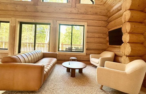 Spring Brook House | The Log Home @ Spring Brook Resort