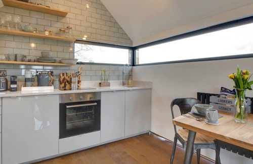 Stone in Oxney House | The Lookers Legacy in the beautiful Tenterden