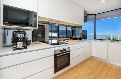 Cairns North Apartment | The Lookout at Northshore Tower- Waterfront Luxury with Panoramic Sea Views