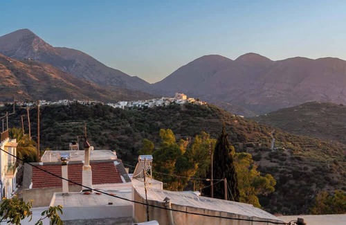 Tourloti House | The Lookout in Mirsini - Roof Terrace - AC - WIFI