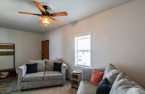 Abilene House | The Lookout is a relaxing, pet friendly experience minutes from Abilene!