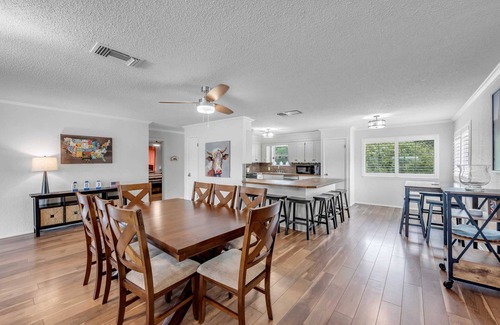 Marble Falls House | The Lookout- Lakefront w/2 Kitchens, Dock, Views