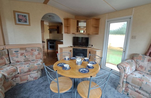 Castle Cabin | The Lookout - Park Home, Farm Park Stay