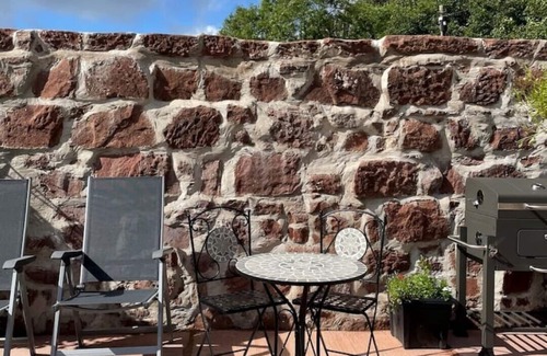 Millport Apartment | The Lookout, seafront, beachfront, stunning views