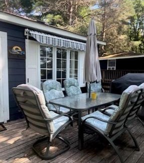 Utterson House | The “Loon” waterfront Muskoka cottage