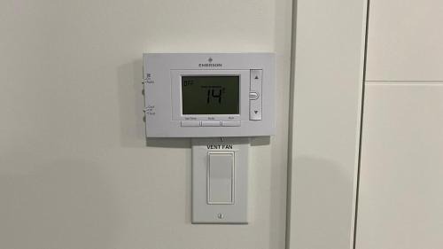 Southwest Edmonton Apartment | The Lounge at Keswick