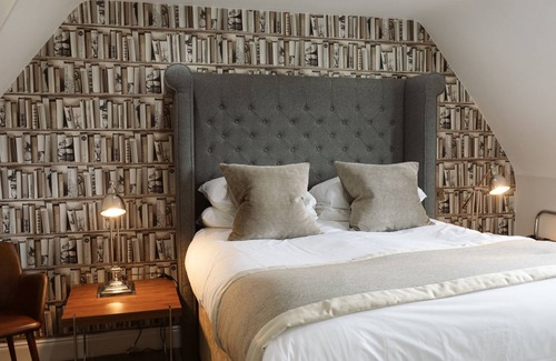Fort Augustus Hotel | The Lovat, Loch Ness