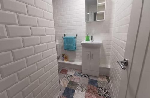 Liverpool Apartment | 'The Love Nest' Apartment Liverpool, Netflix