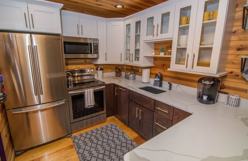 Thayerville Cabin | The Love Shack- The BEST Couples and Small Family Retreat at Deep Creek Lake!
