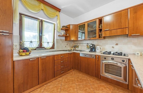 Kranjcici House | The lovely house with private pool and large yard