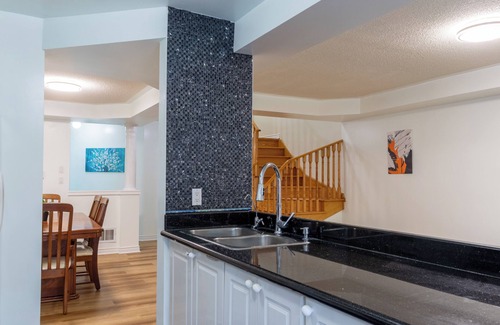 Meadowvale Village House | The Loving Lodge