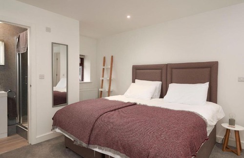 Ivybridge Apartment | The Lower Barn - The Cottages at Blackadon Farm