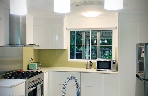 Lucinda House | The Lucinda White House