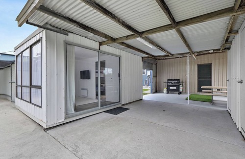 Akaroa House | The Lucky Shack - Pet Friendly