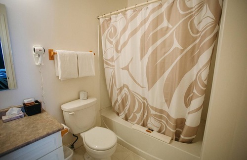 Lund Hotel | The Lund Resort at Klah ah men