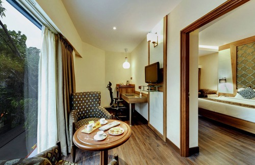 Gandhi Nagar Hotel | THE LUXANT HOTEL