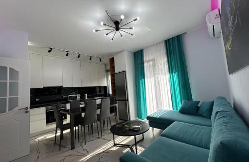 Durres Apartment | The Luxe Apartment 22
