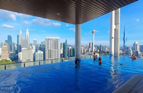 Kuala Lumpur City Centre Apartment | The Luxe By klcc infinitum