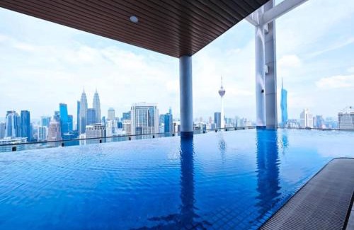 Kuala Lumpur City Centre Apartment | The Luxe By klcc infinitum
