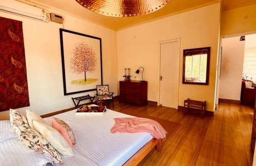 Lansdowne Apartment | The Luxe Life apartment, The Umri Lansdowne