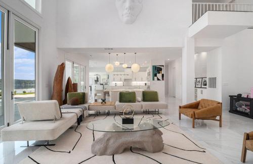 Jonesboro Apartment | The Luxe Waterside Retreat