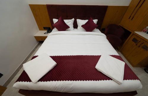 Varanasi House | The Luxury Inn