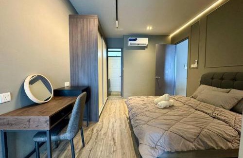 Taman Charming Apartment | The Luxury Podium3R2B, 8pax YPM103