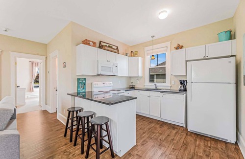 Cherry Valley House | The Lynx - 35 Butternut