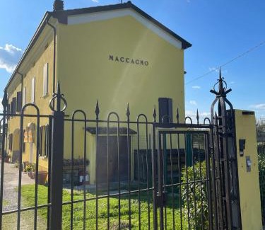 Suzzara House | The Maccagno Heart of Emilia