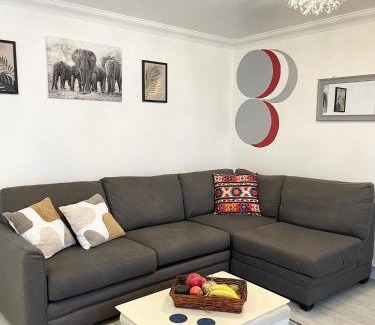 Alibon Apartment | The Madison Apartment
