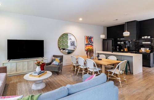 Germantown House | The Magnolia by AvantStay | 8 Bedrooms, Sleeps 24