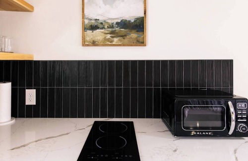 Chambersburg Apartment | The Mane & Co - No. 1