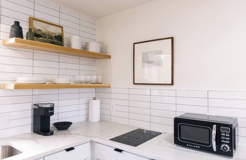 Chambersburg Apartment | The Mane & Co - No. 2