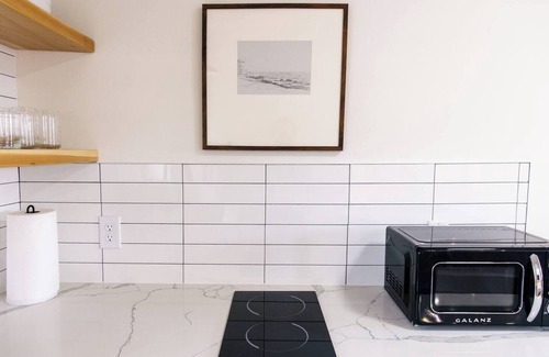Chambersburg Apartment | The Mane & Co - No. 2