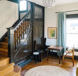 Downtown Des Moines House | The Manor At East Village