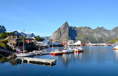 Hamnøya Cabin | The Manor House in Hamnøy