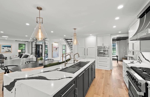 Lexington House | The Manor House - No Clean Fee